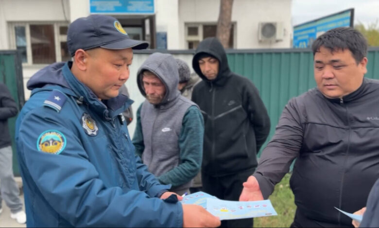 Жетісу облысында полиция тұрғындармен кездесулер өткізіп, жергілікті мәселелерді талқылады