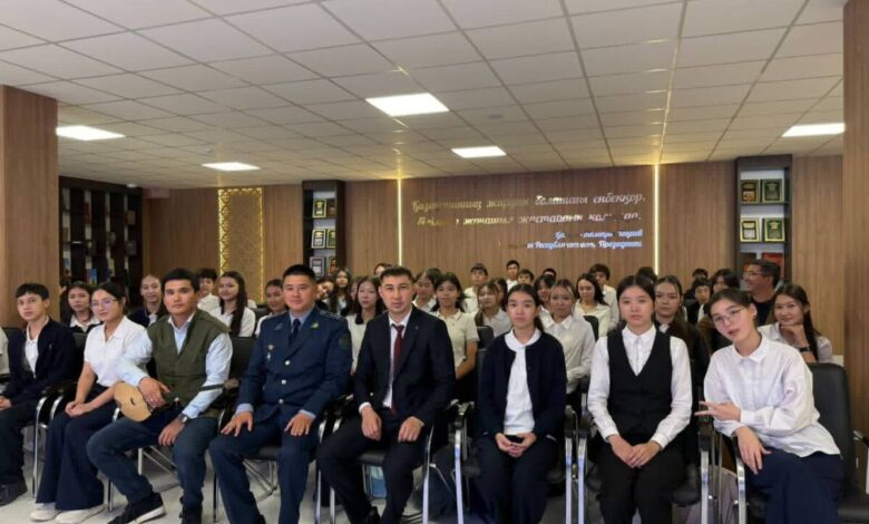 Елордада полицейлер оқушылармен мотивациялық кездесу өткізіп, салауатты өмірге үндеді