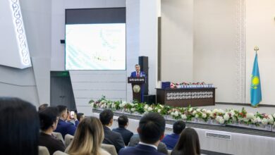 Ерсайын Нағаспаев Республика күніне орай өнеркәсіп қызметкерлерін марапаттады
